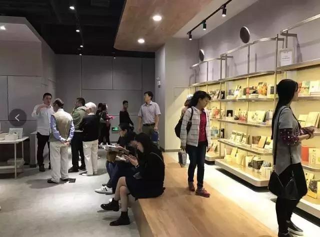 智百威软件全方位助力，书店多元经营入佳境