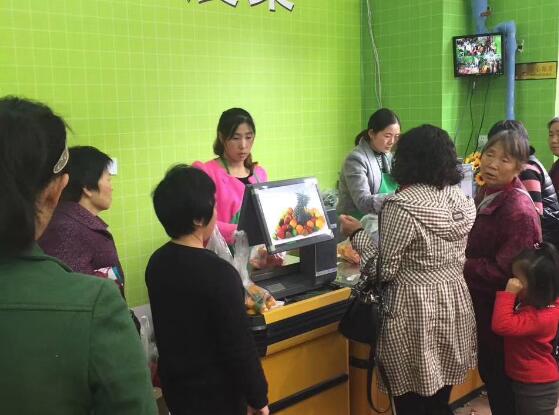 蔬菜怎么卖？看这家果蔬店如何脱颖而出！